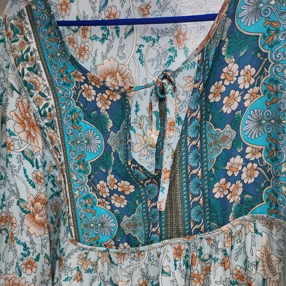 Flowy Boho dress - Picture 1 of 7